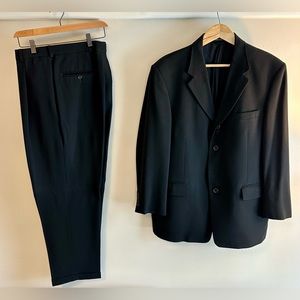 Kenneth Cole Crepe Wool Suit